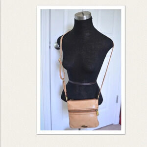 Fossil voyager cross body bag